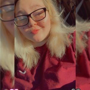 Meet your Posher, Mikayla